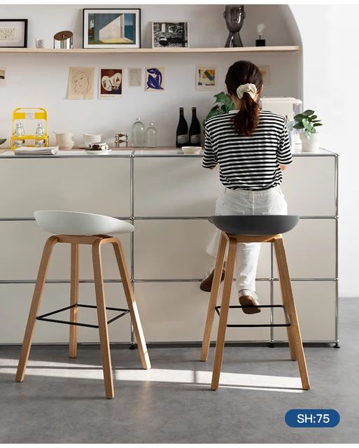 TABURETE NORDICO
