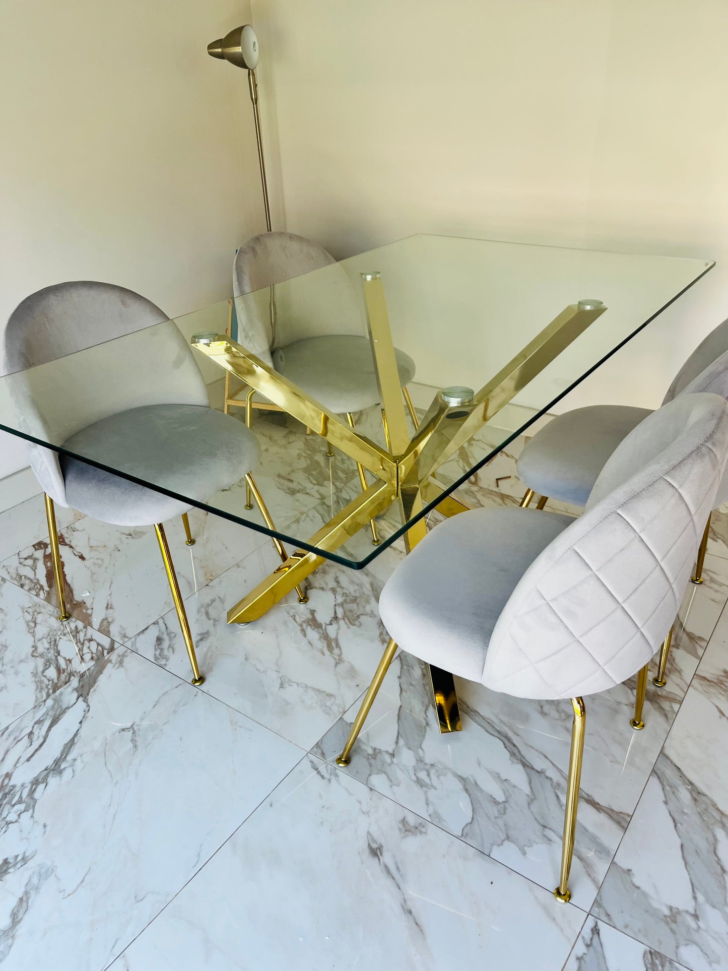 Comedor 160x90cm + SILLAS LUXURY GOLD