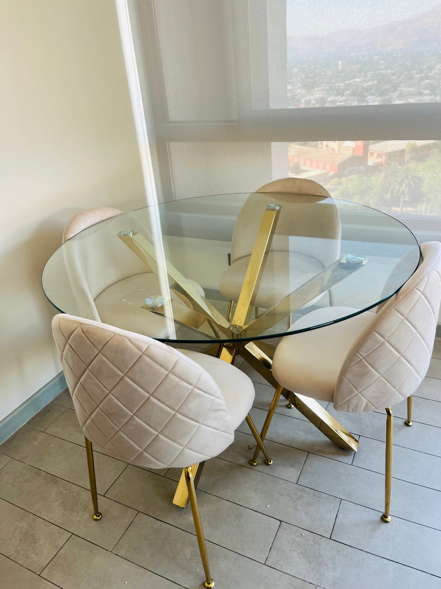 Comedor circular 120 cm + SILLAS LUXURY GOLD