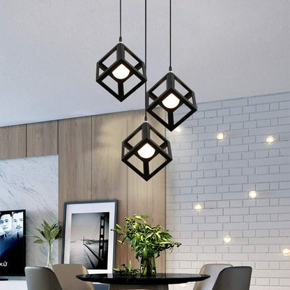 Lampara Triple negra industrial de hierro forjado