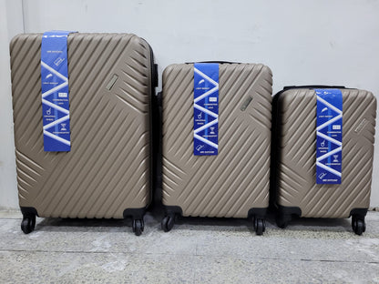 Set de tres maletas ruedas 360/ sistema
